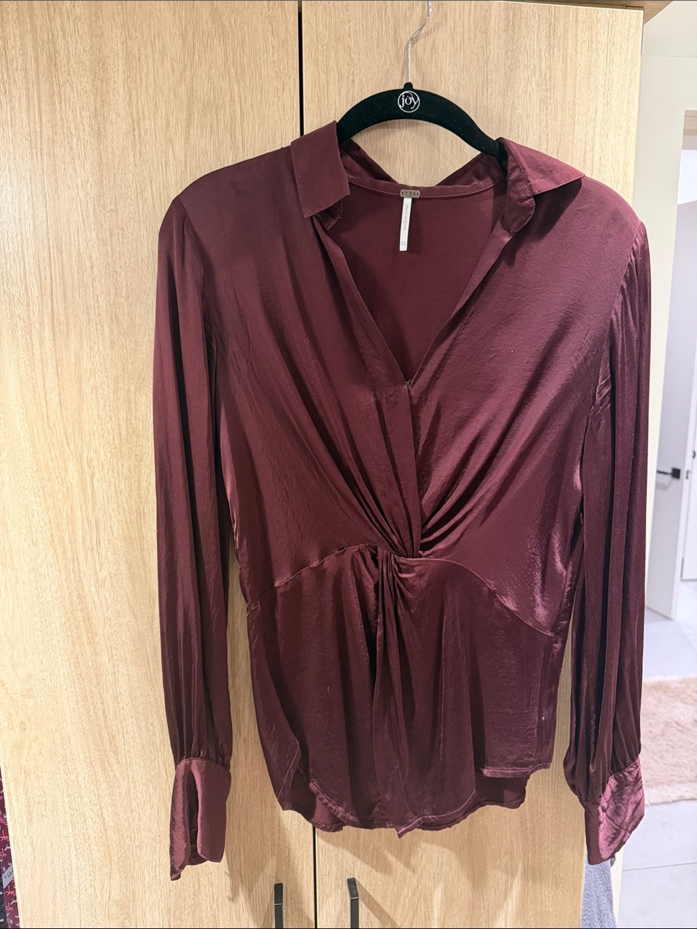 YFB Young Fabulous Broke Twist-Front Satin Blouse - Burgundy XS